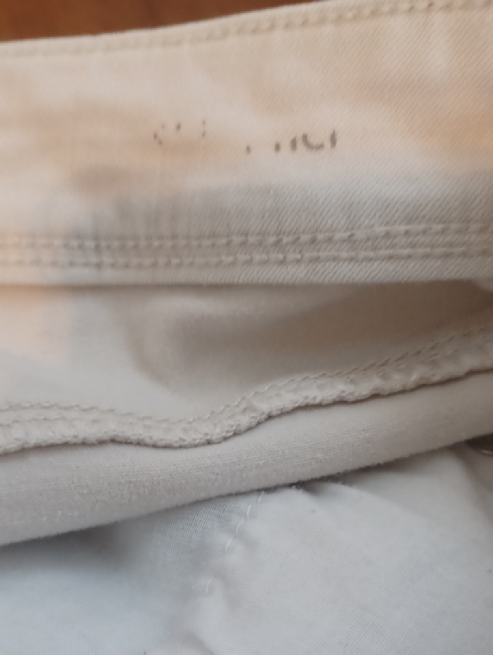 Gloria Vanderbilt "Sasha" Skimmer Sz. 16. L.16.5".R.11.5". W.38". Silver Buttons - Picture 8 of 11